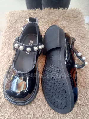Female Shoe