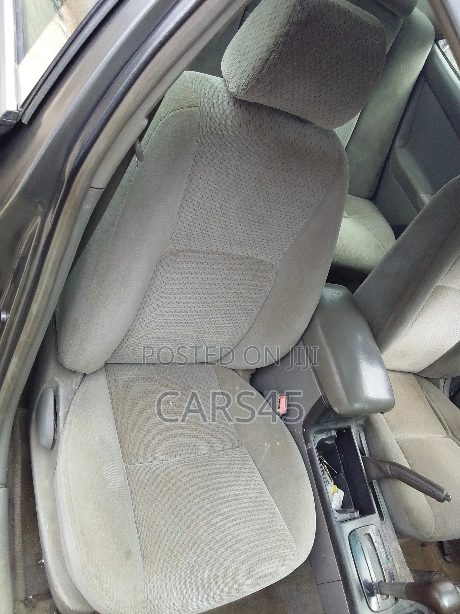 Toyota Camry 2002 Gray