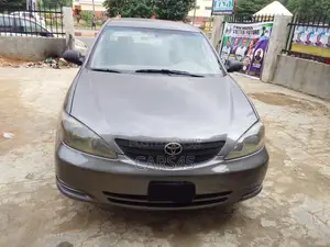 Toyota Camry 2002 Gray