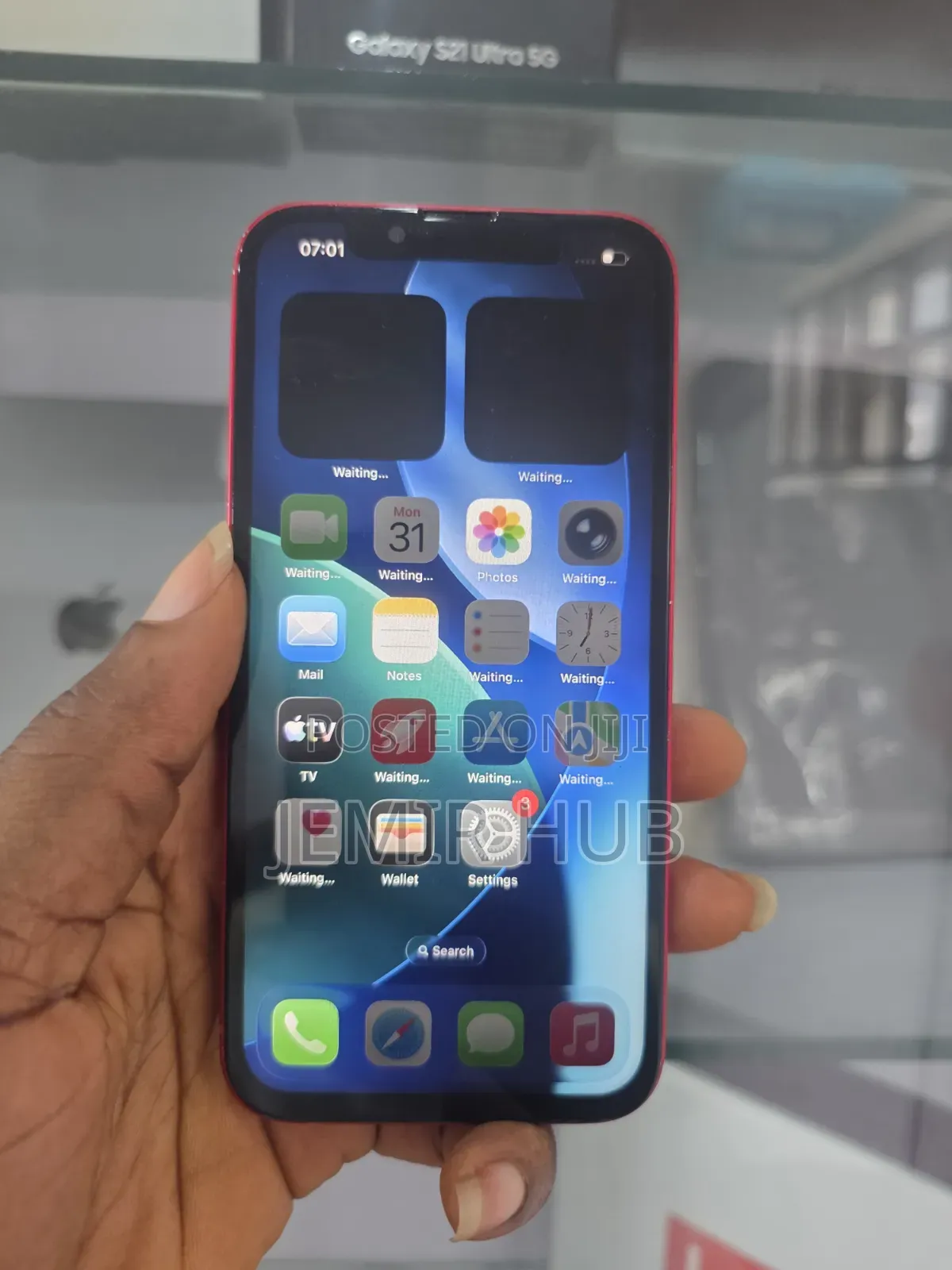 Apple iPhone 13 128 GB Red