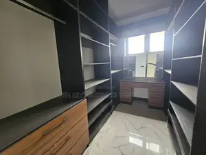 Furnished 5bdrm Duplex in Banana Island for rent