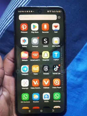 Tecno Spark 30C 128 GB Black