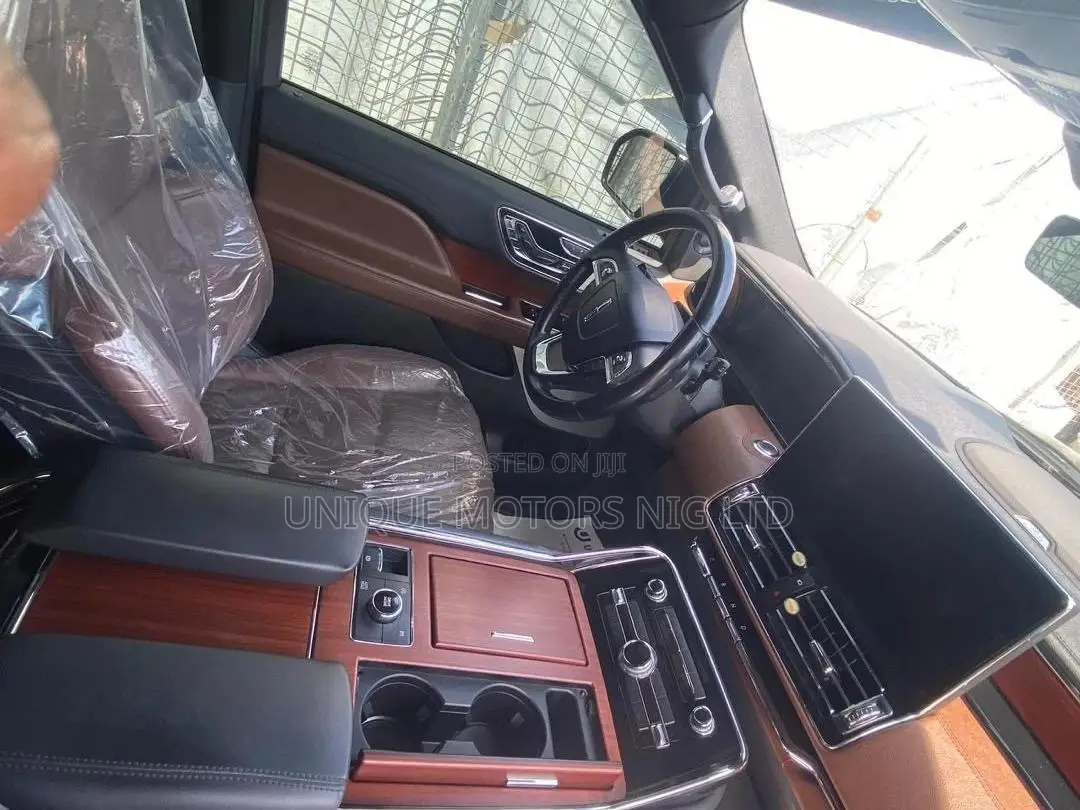 Lincoln Navigator 2022 Black