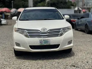 Toyota Venza AWD 2011 White