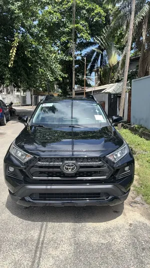 Toyota RAV4 2022 Black