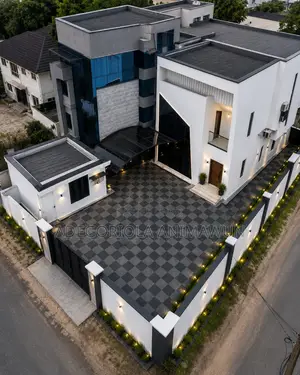Heavy Duty PP Interlocking Tiles for Compound, Garage & Outdoor
