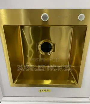 Kitchen Sink Gold 50x50