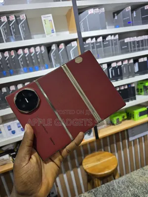Huawei Mate XT Ultimate Design 1 TB Red