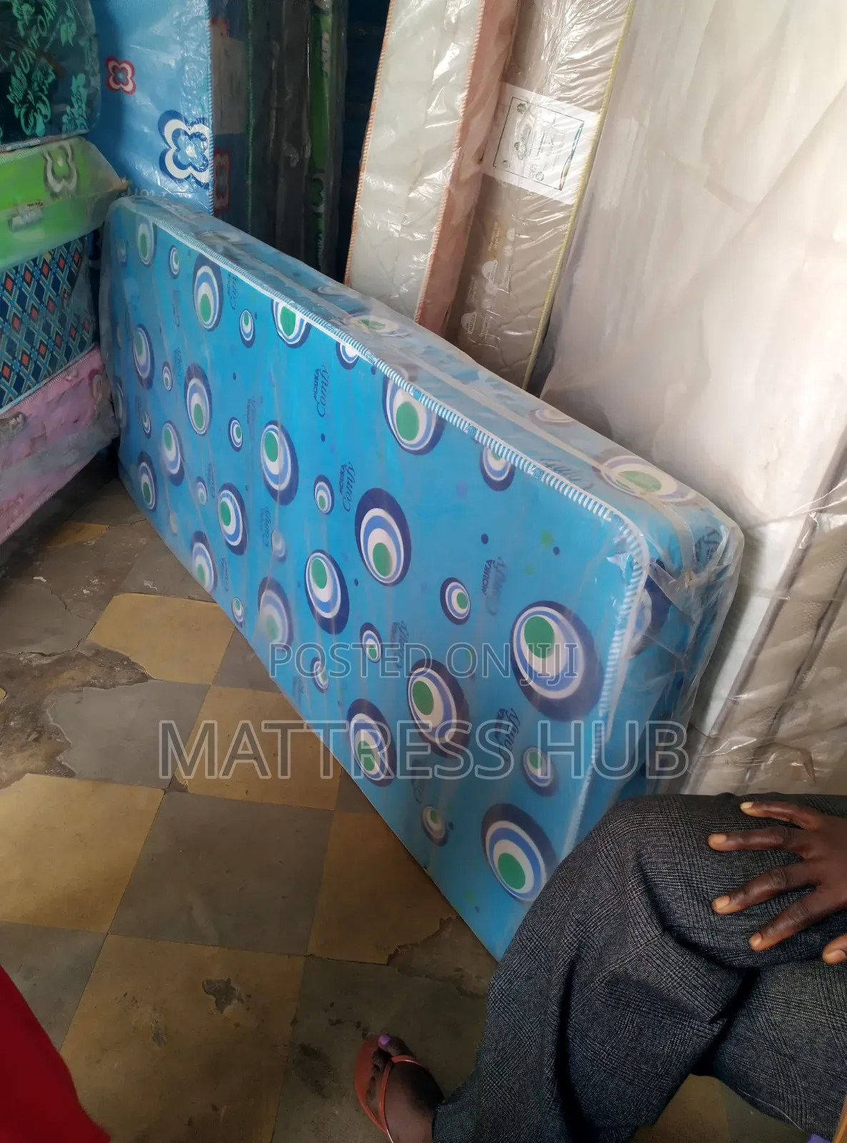 Mouka Comfy Student 70x30x6