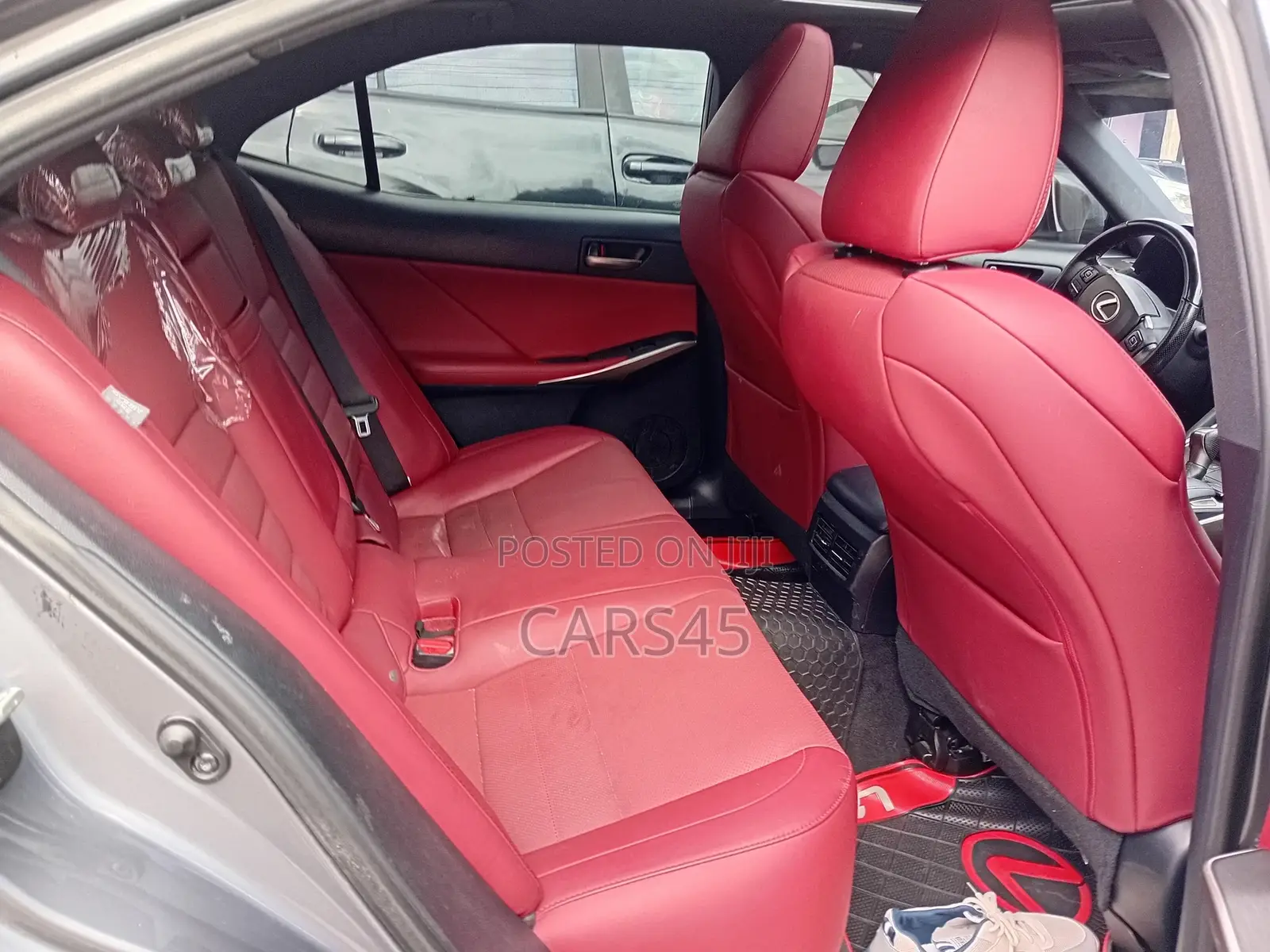 Lexus IS 2020 Gray