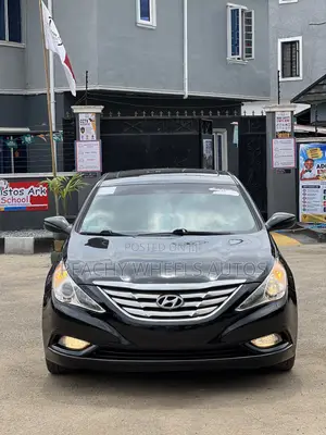 Hyundai Sonata 2011 Black