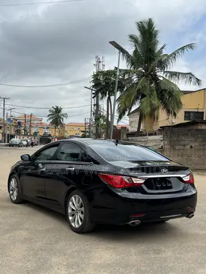 Hyundai Sonata 2011 Black
