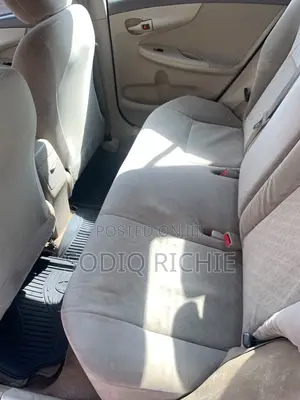 Toyota Corolla 2009 Red