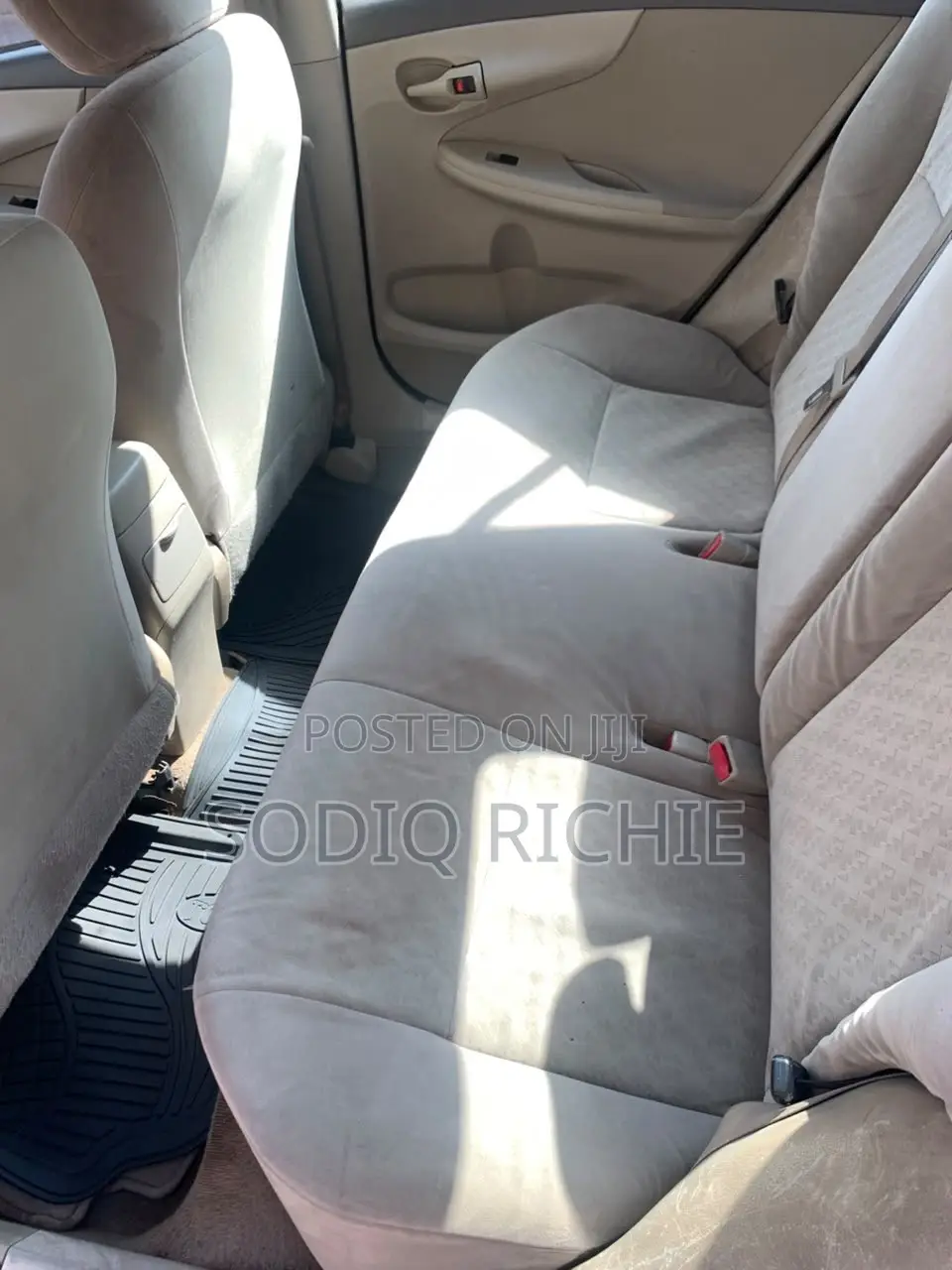 Toyota Corolla 2009 Red