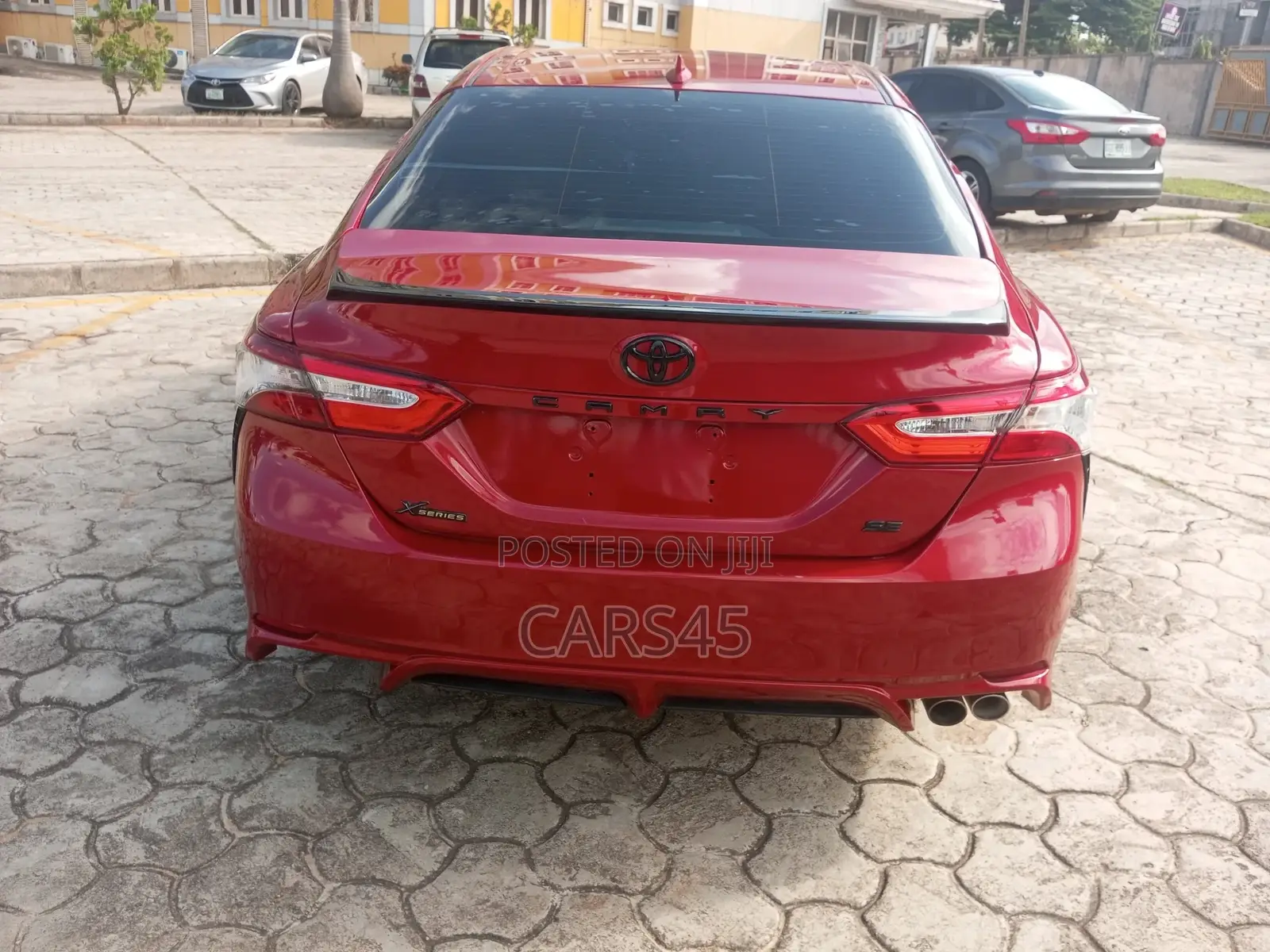 Toyota Camry 2020 Red