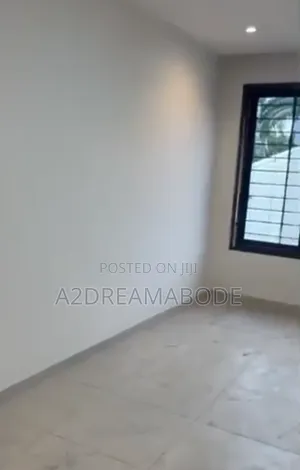 4bdrm Duplex in Ikeja Gra for rent