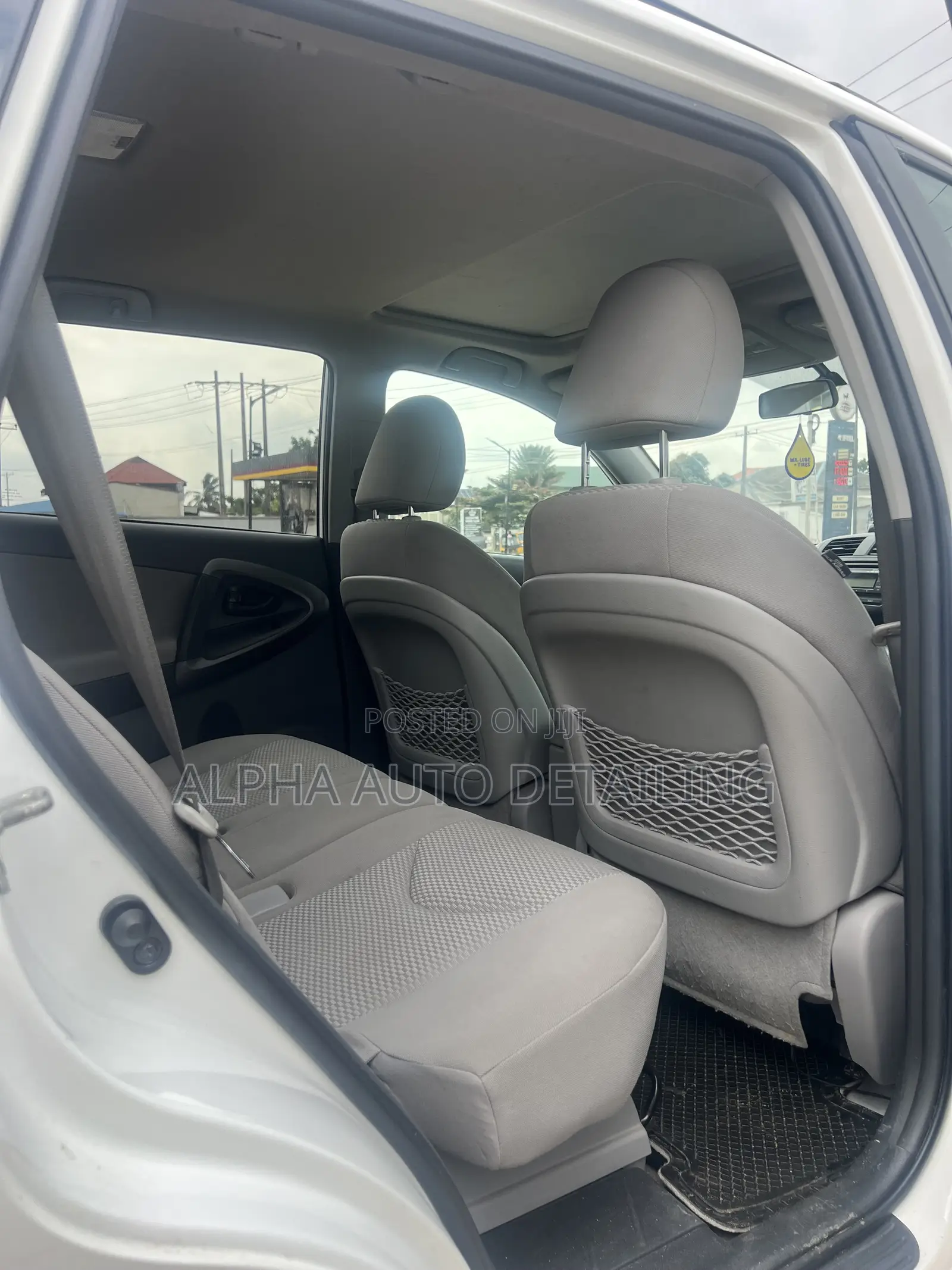 Toyota RAV4 2012 White