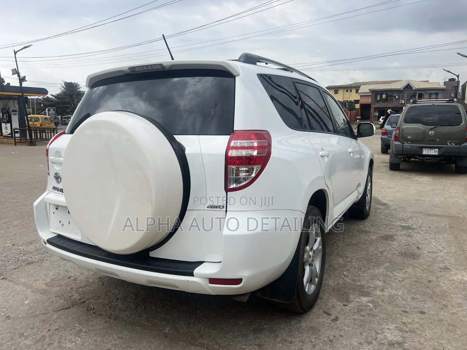 Toyota RAV4 2012 White