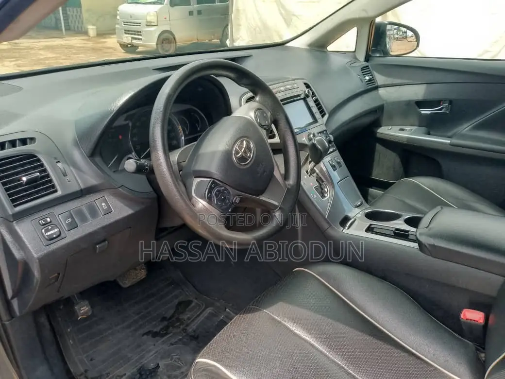 Toyota Venza 2017 Gray