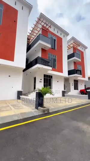 4bdrm Duplex in Utako for sale