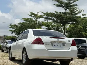 Honda Accord 2006 White