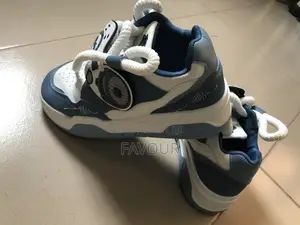 Ogyi Sneakers