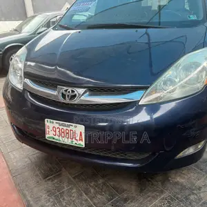 Toyota Sienna XLE Limited AWD 2006 Blue
