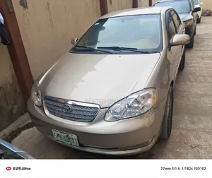 Toyota Corolla LE 2006 Gold