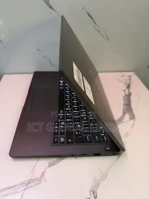 Laptop Dell Latitude 7300 8GB Intel Core i5 SSD 256GB