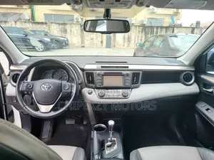Toyota RAV4 2014 White