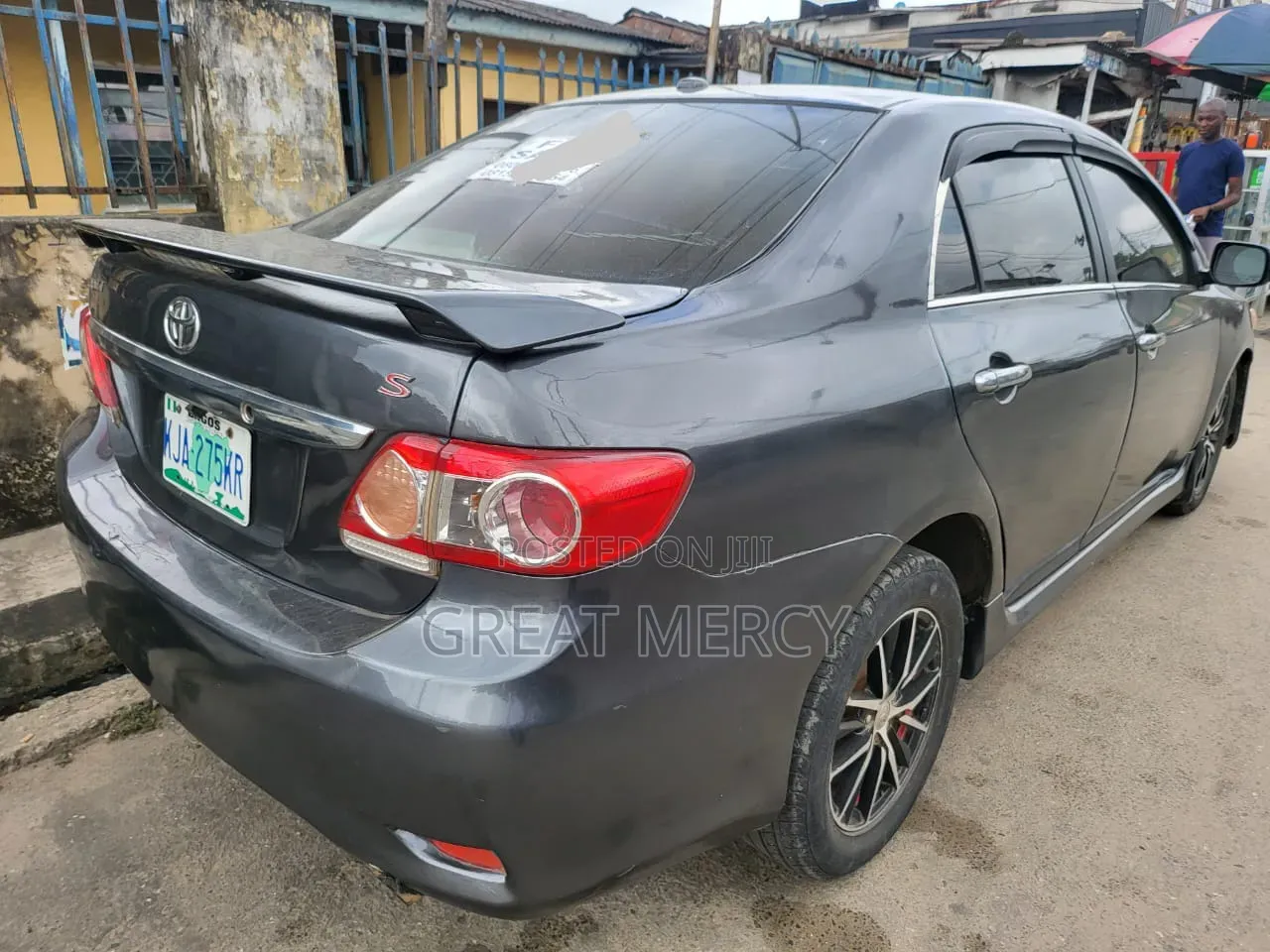Toyota Corolla 2010 Gray