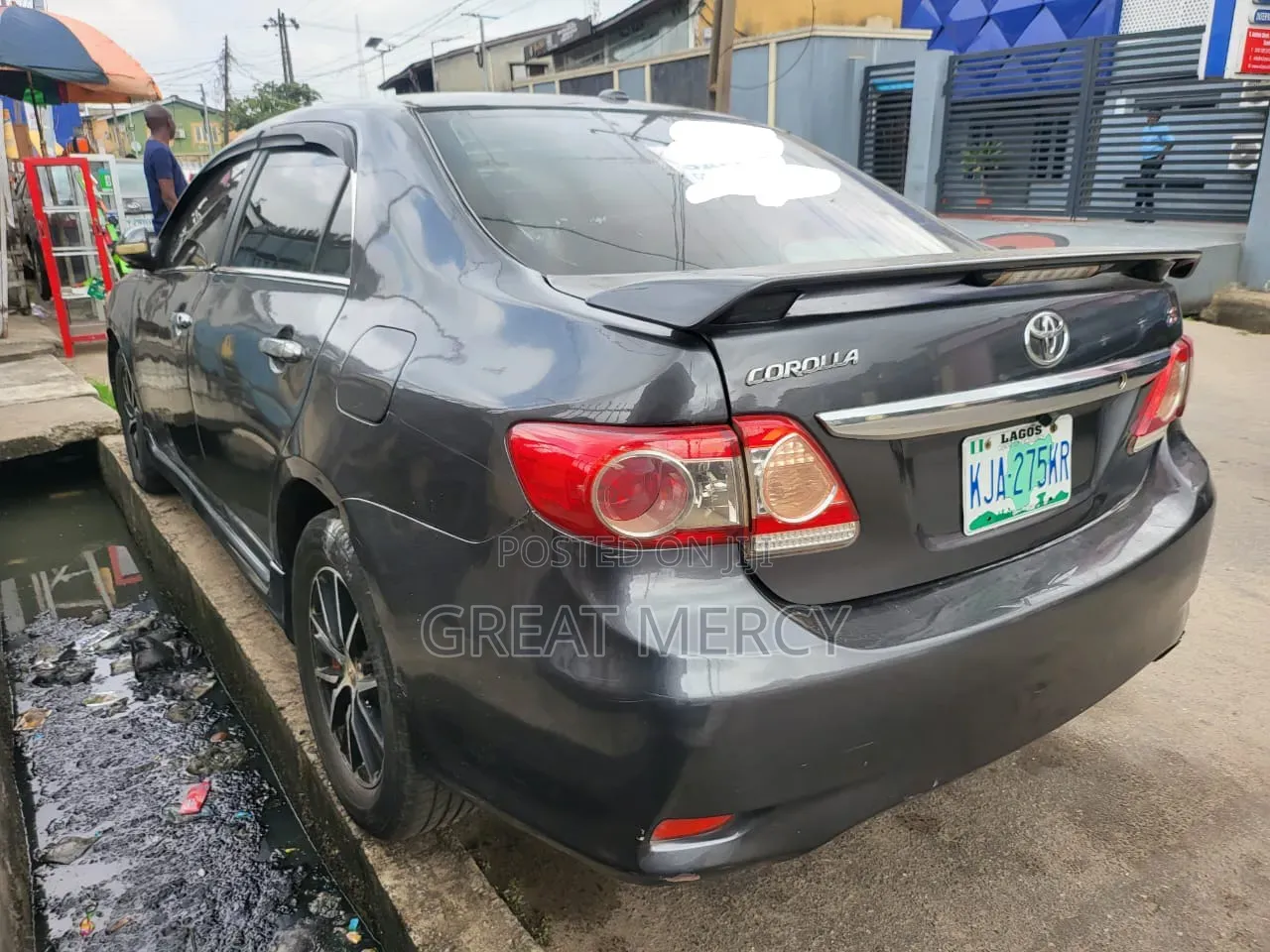 Toyota Corolla 2010 Gray