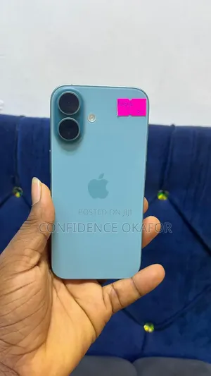 Apple iPhone 16 128 GB Green