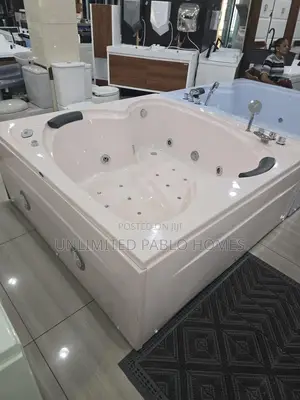 2 Person Heart Shaped Whirlpool Bathtub