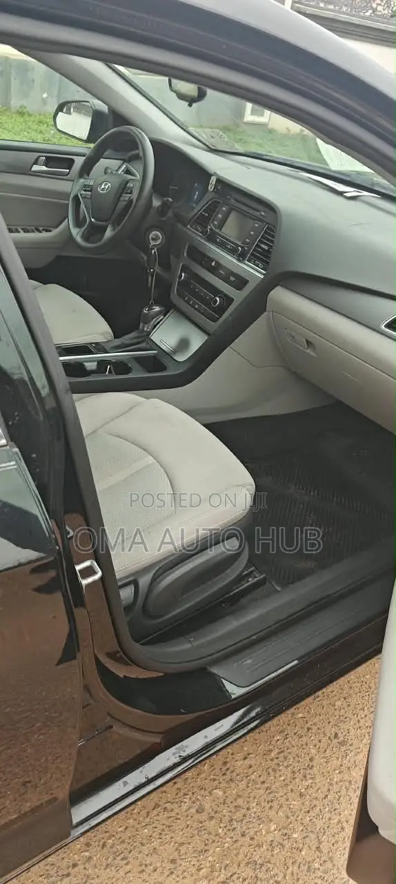 Hyundai Sonata 2012 Black