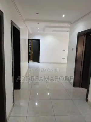 3bdrm Apartment in Yaba, Alagomeji for rent