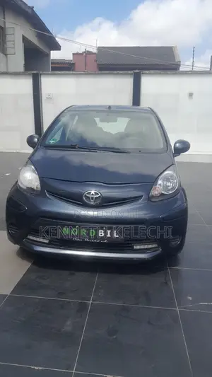 Toyota Aygo 2006 Gray