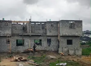 4bdrm Duplex in Epe for sale