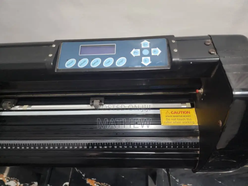 Vinyl Cutting Plotter