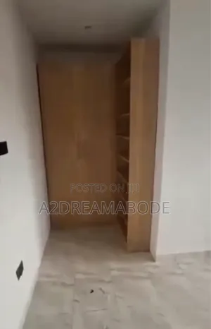 3bdrm Apartment in Yaba for rent