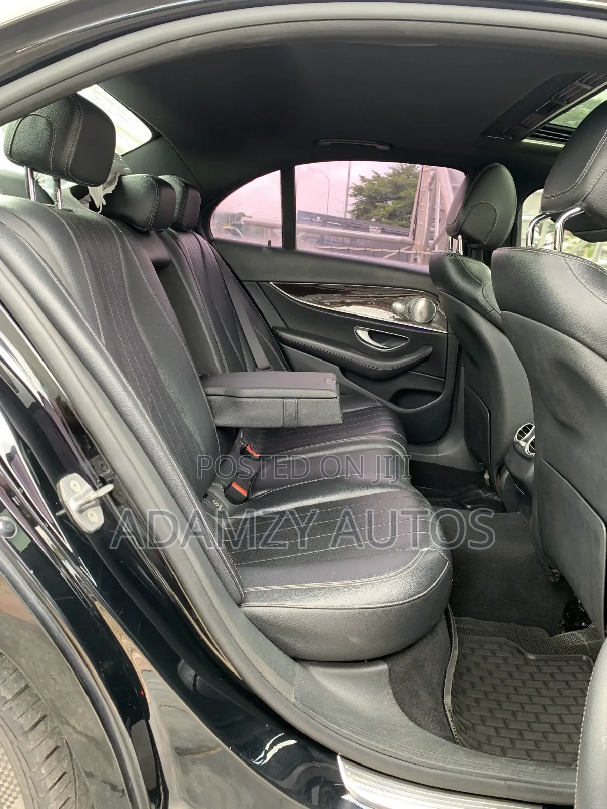 Mercedes-Benz E300 2016 Black