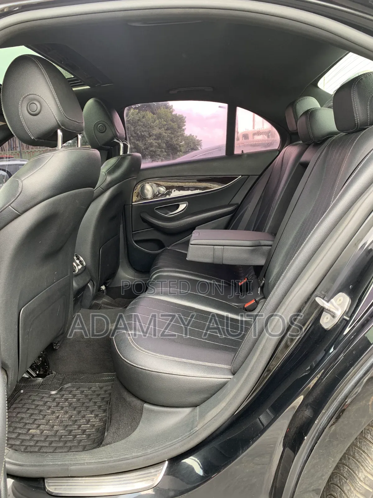 Mercedes-Benz E300 2016 Black