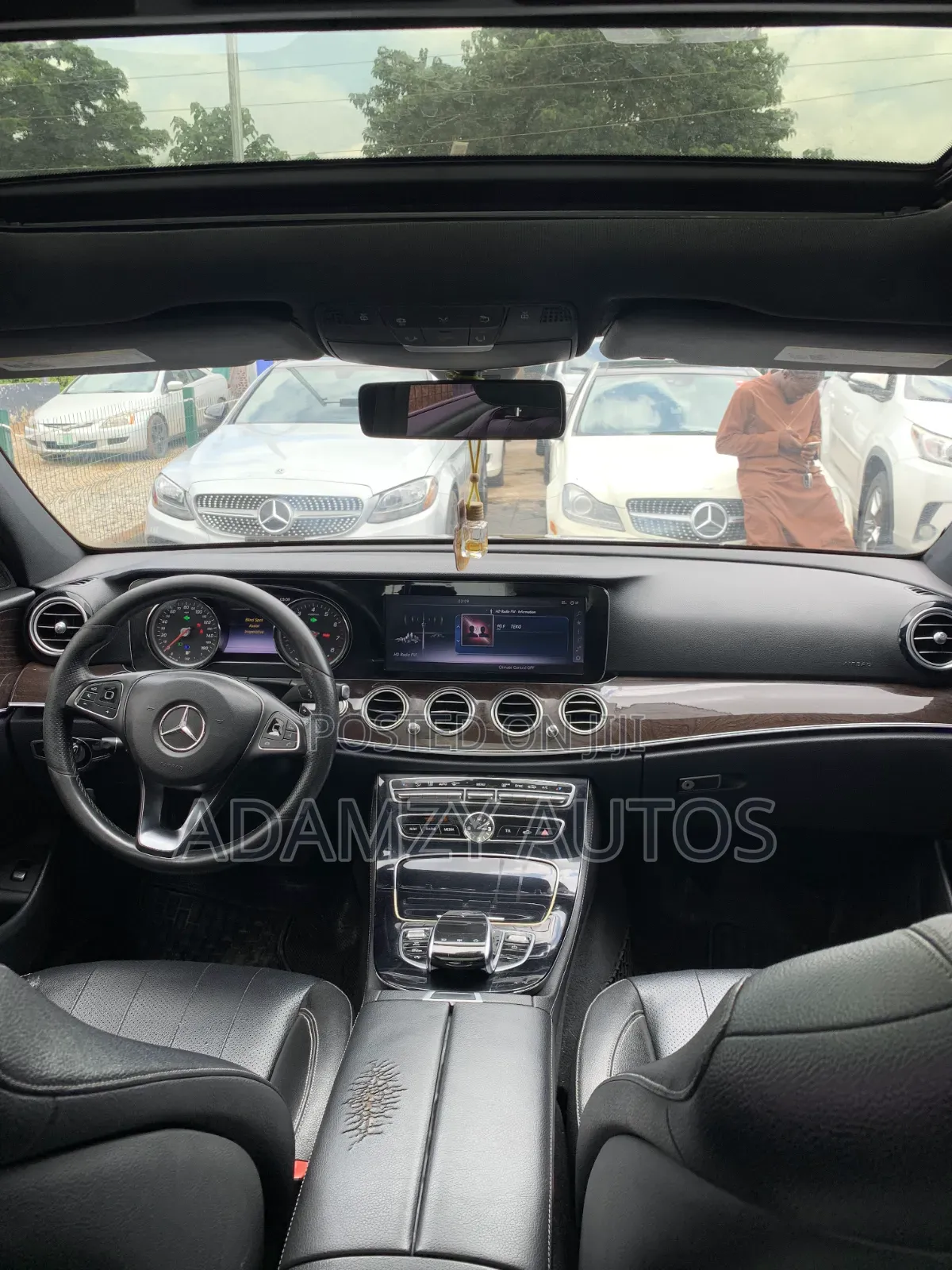 Mercedes-Benz E300 2016 Black