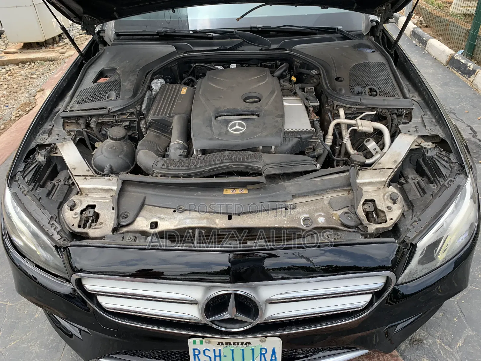 Mercedes-Benz E300 2016 Black