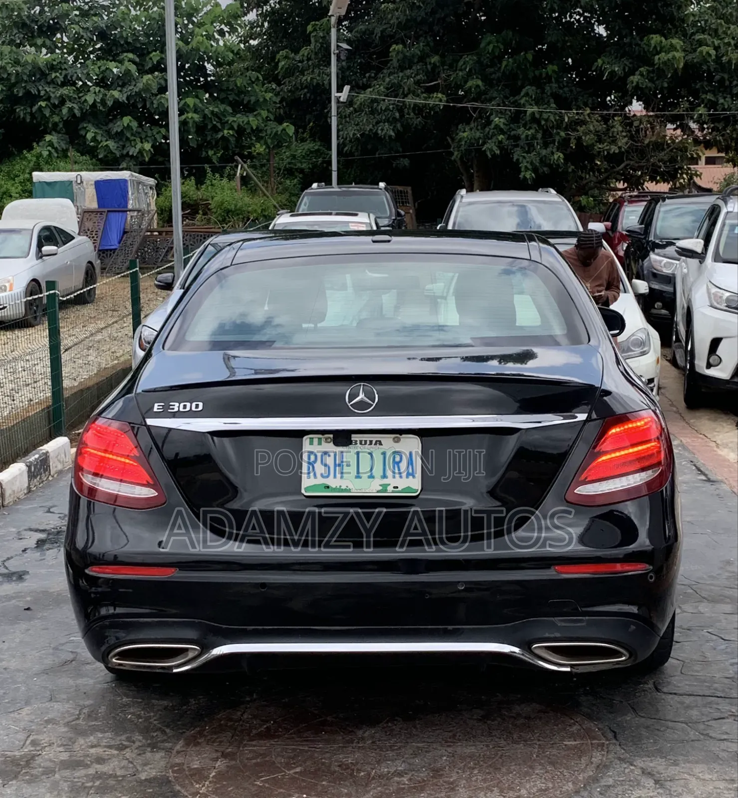 Mercedes-Benz E300 2016 Black