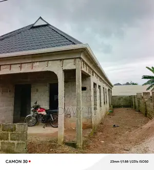 6bdrm House in Ijitade Oluwafemi, Okitipupa for sale
