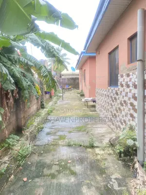 4bdrm Apartment in Kubwa for sale