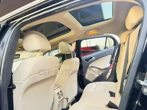 Mercedes-Benz GLA 250 2018 Black