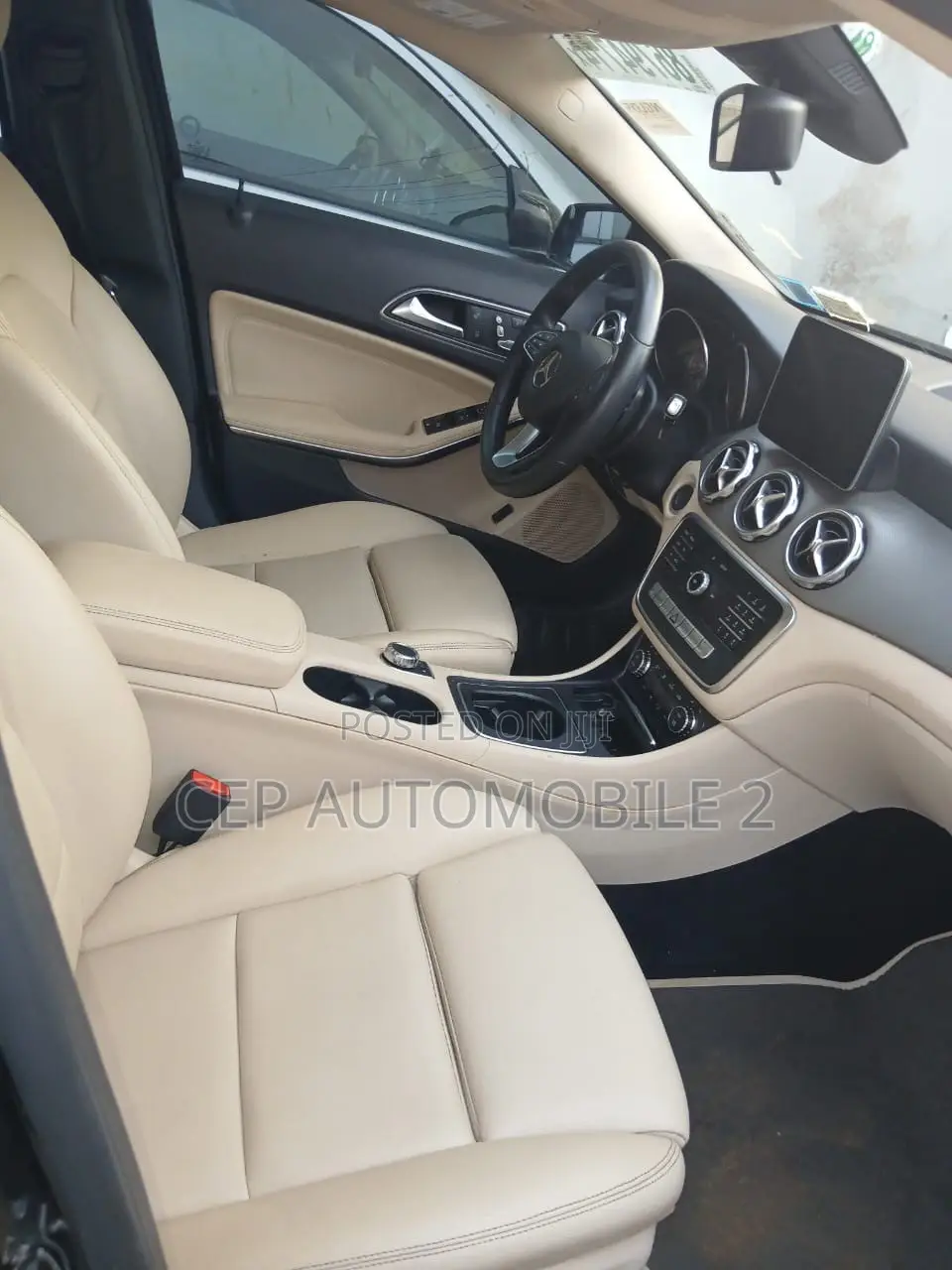 Mercedes-Benz GLA 250 2018 Black