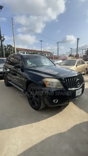 Mercedes-Benz GLK-Class 2010 Black